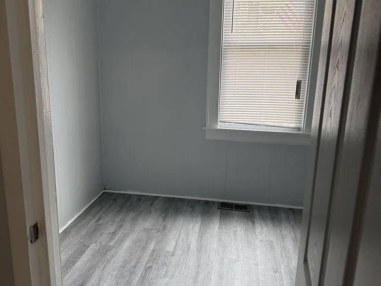 8531 S Burley Ave #1R — Photo 5