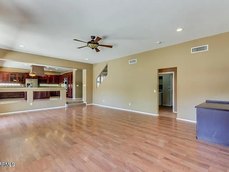 1705 E Coconino Dr — Photo 12