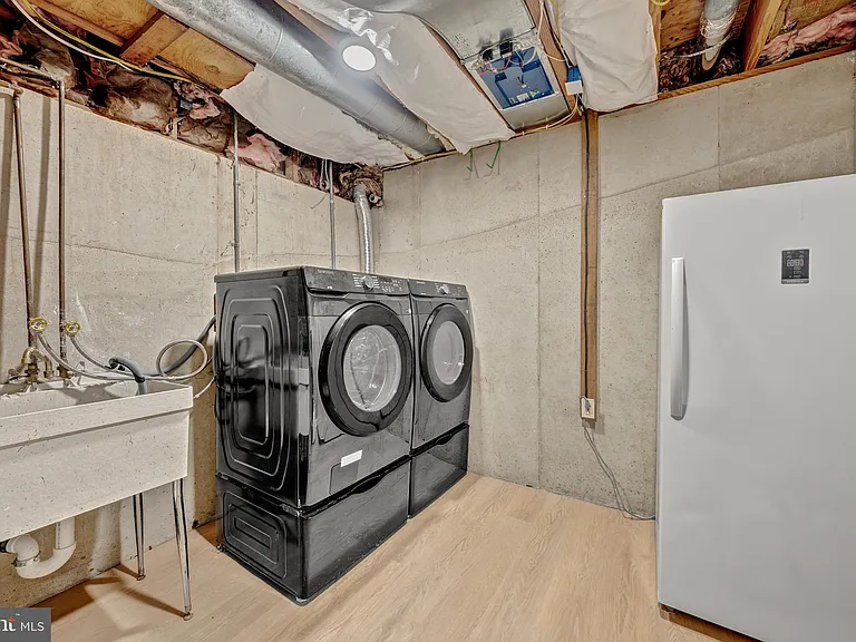 6706 Pine Creek Ct — Photo 31