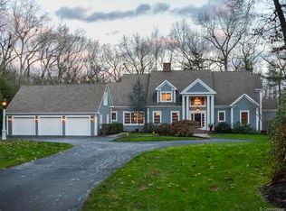 15 Whitehall Pl, Farmington, CT 06032