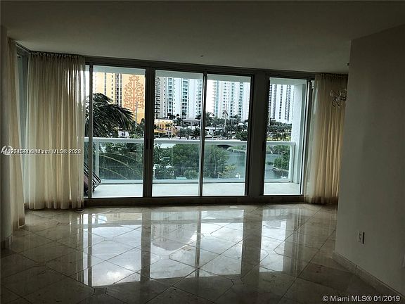 5th image of 16400 Collins Ave APT 442