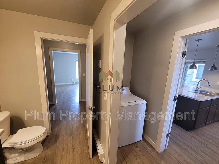2414 McDonald Ave #102 — Photo 11