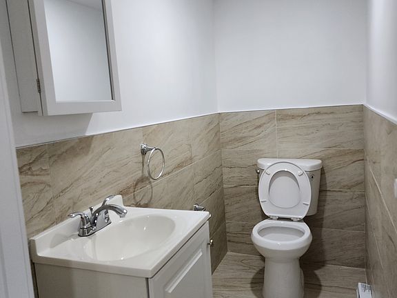 5th image of 68 Highland Ave #1-B