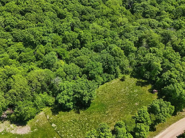 1260 252nd Ln, Boone, IA 50036