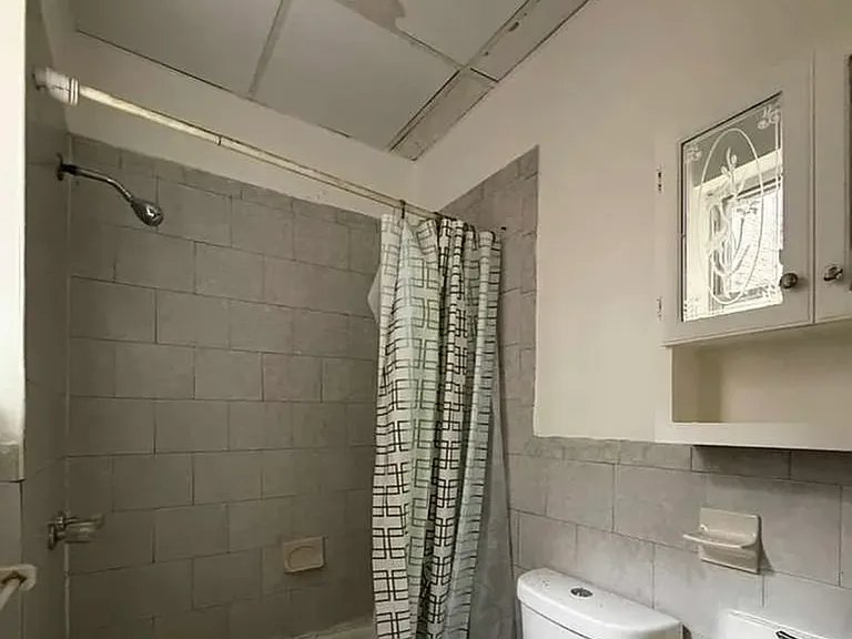 225-227 Clifton Ave #10D — Photo 3
