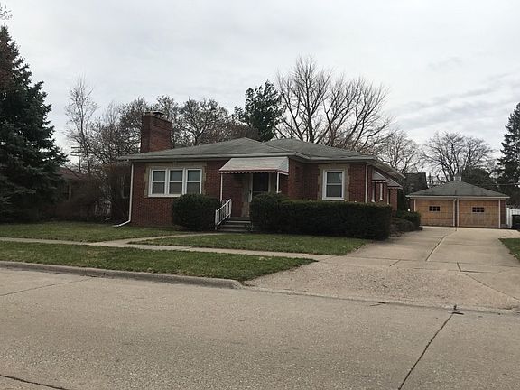2nd image of 15221 Cleveland Ave