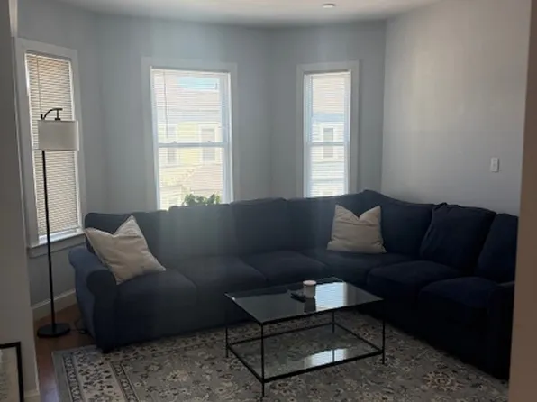695 E 7th St APT 2, South Boston, MA 02127