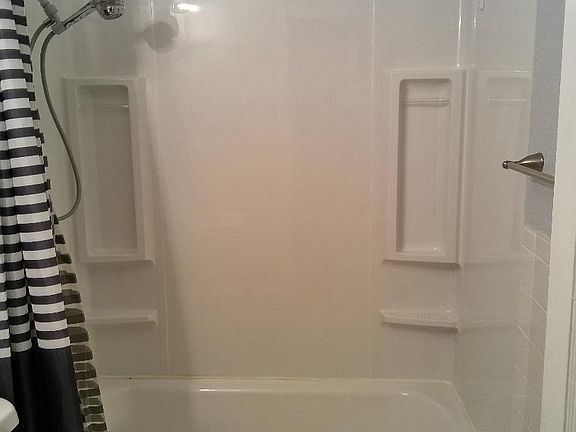 4th image of 9407 Echo Ln