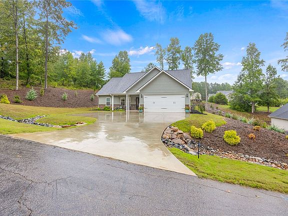 2nd image of 475 Twin View Dr