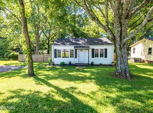 1420 Everett Ave, Maryville, TN 37804