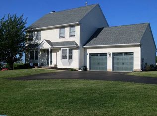 1105 Roberts Rd, Gilbertsville, PA 19525