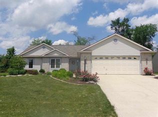 925 Fiona Dr, Fort Wayne, IN 46845