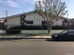 17412 Queens Ln, Huntington Beach, CA 92647
