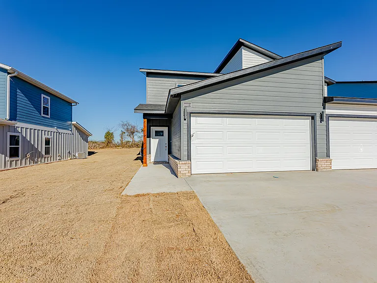 1408 SW Casuarina Dr #2 — Photo 23