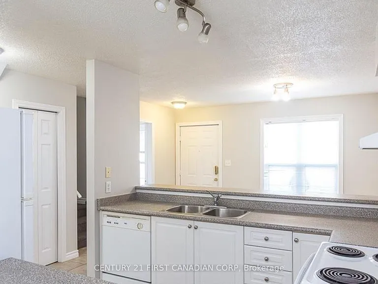 600 Sarnia Rd #47 — Photo 10
