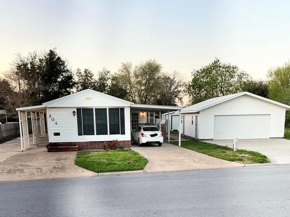204 Cooper Ln, La Feria, TX 78559