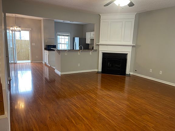 3rd image of 67 Highoak Dr NE #13