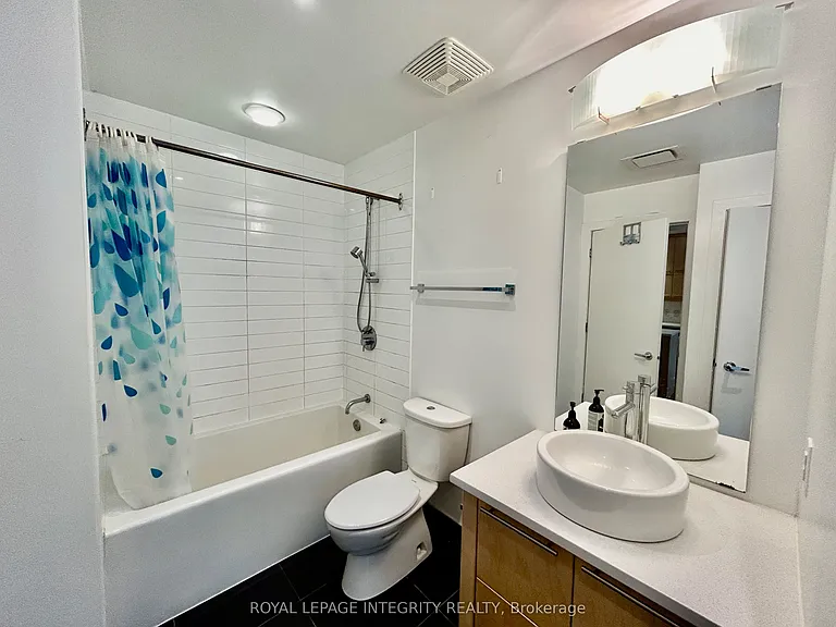 101 Richmond Rd #420 — Photo 22
