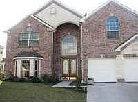 1st image of 102 Lorient Dr
