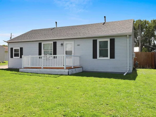 2803 W Highway Dr, Appleton, WI 54914