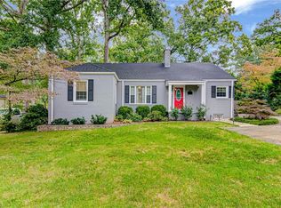 1404 Seminole Dr, Greensboro, NC 27408