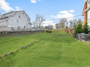 Pinebrook Road, New Rochelle, NY 10801