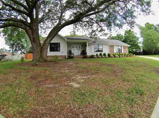 10184 Sugar Creek Dr, Pensacola, FL 32514