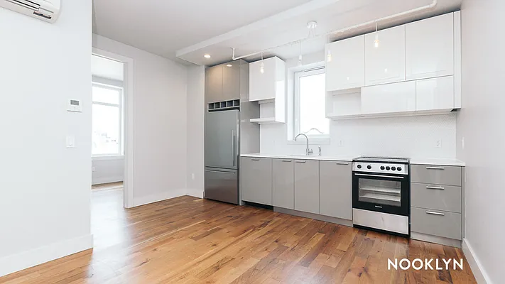 Rented by Nooklyn NYC LLC | media 27