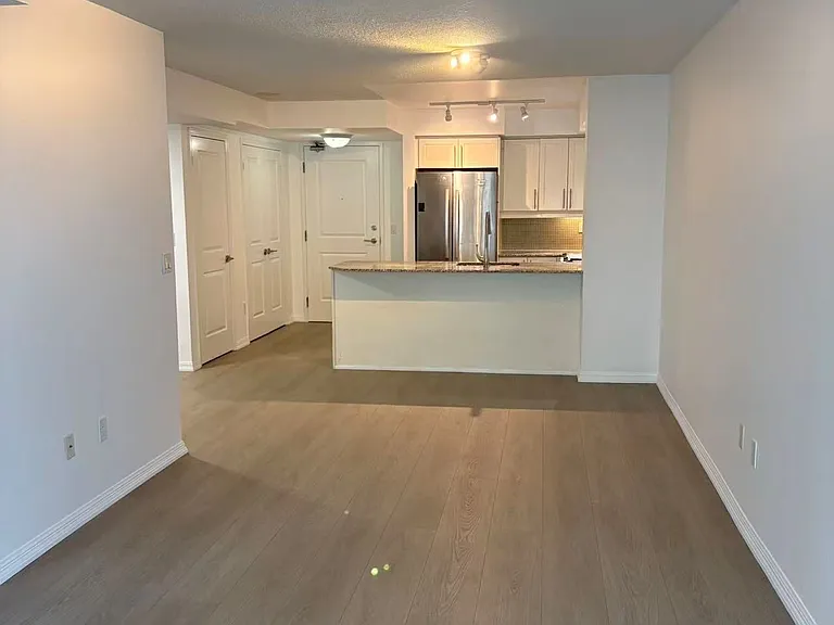 75 Liberty St #1010 — Photo 10