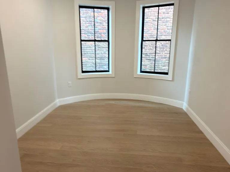 34 Orkney Rd #2D — Photo 9
