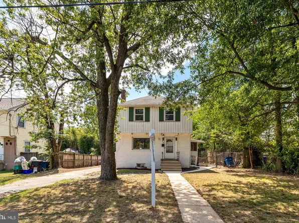 8504 Haskins Pl, Takoma Park, MD 20912