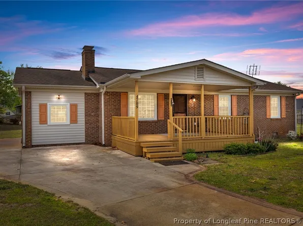 4709 Quaker Ct, Hope Mills, NC 28348