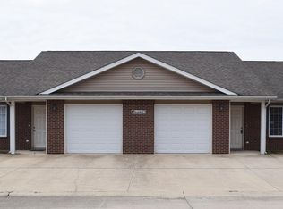 24282 Tupelo Ln #B, Saint Robert, MO 65584