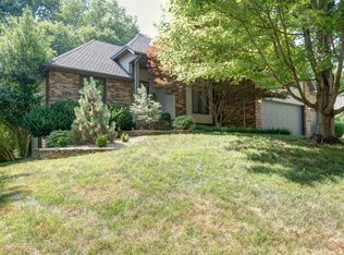 786 W Kingsway Dr, Springfield, MO 65810