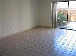 3rd image of 9477 Palm Cir N
