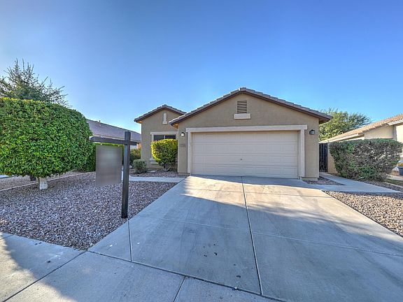 2nd image of 2714 E Carol Ave