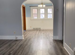 5612 University Ave, Des Moines, IA 50311