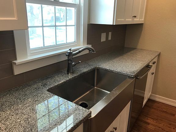 Farm sink