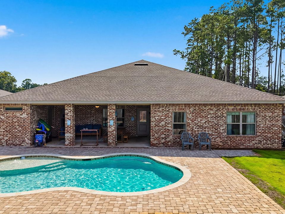 1st image of 2590 Lovewood Dr