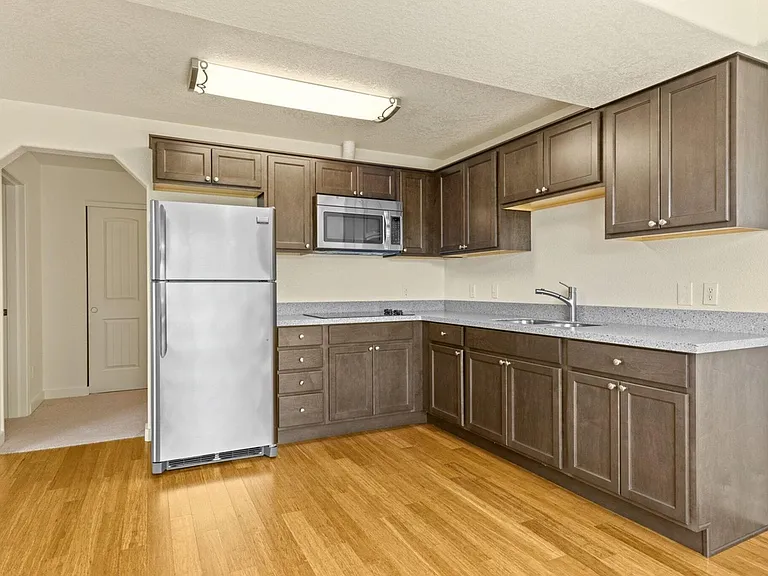 4334 Vineyard Ter — Photo 30