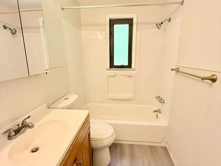 224 Jacob Dr — Photo 16