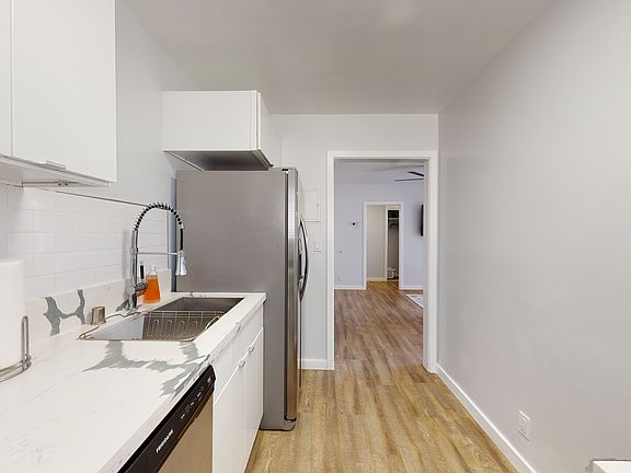 5th image of 1641 N Poinsettia Pl #12