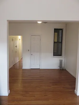 Rented by Space Real Estate | media 23