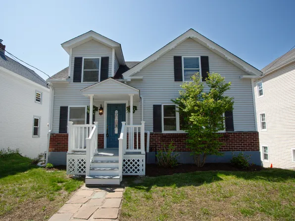 39 Cottage Street, New Hartford, CT 06057