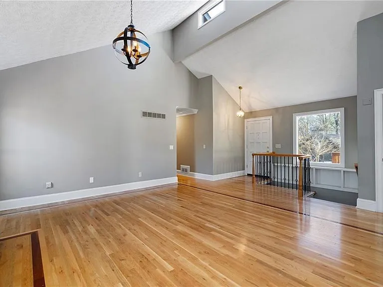 4800 Grants Way NE — Photo 9