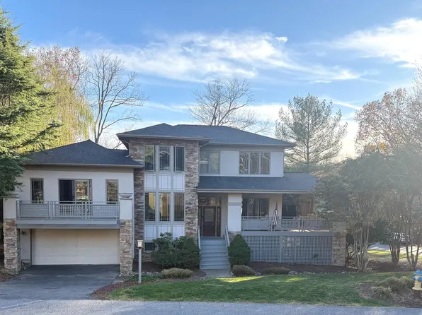 9701 Woodlake Pl, New Market, MD 21774