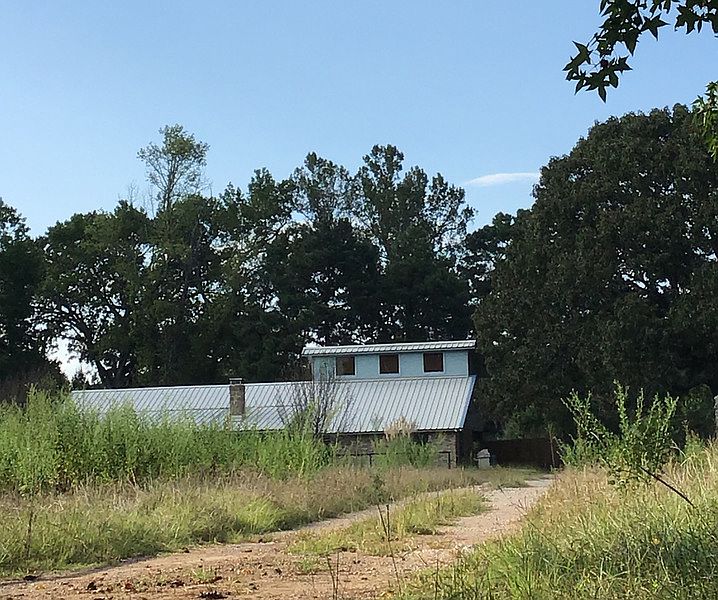 2nd image of 329 County Rd 4919