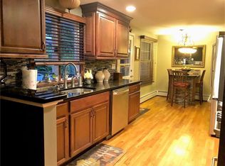 68 Freedom Dr, Cranston, RI 02920