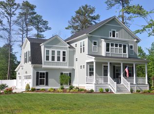 1805 Hazelwood Rd, Chesapeake, VA 23323