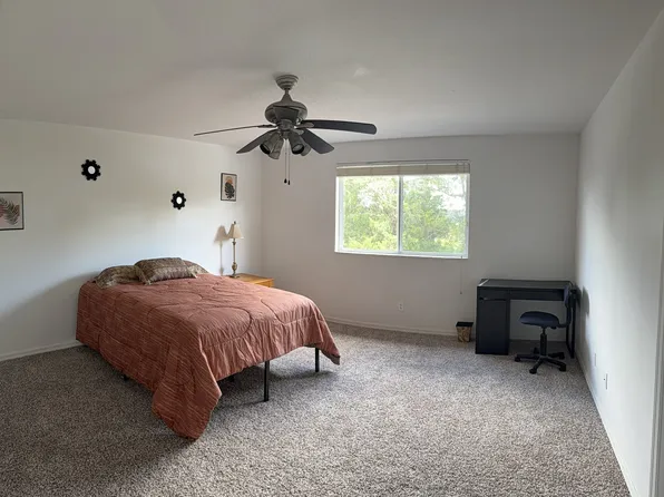 4853 Cape Hatteras Dr #2, Clermont, FL 34714